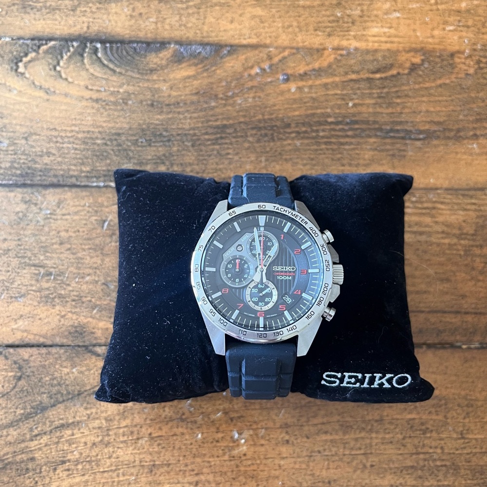 Seiko Essentials SSB325 44mm Stainless Steel Case Men's Watch